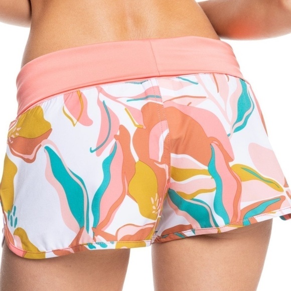 NWT Roxy Endless Summer Printed 2" Recycled Boardshorts - Picture 3 of 7